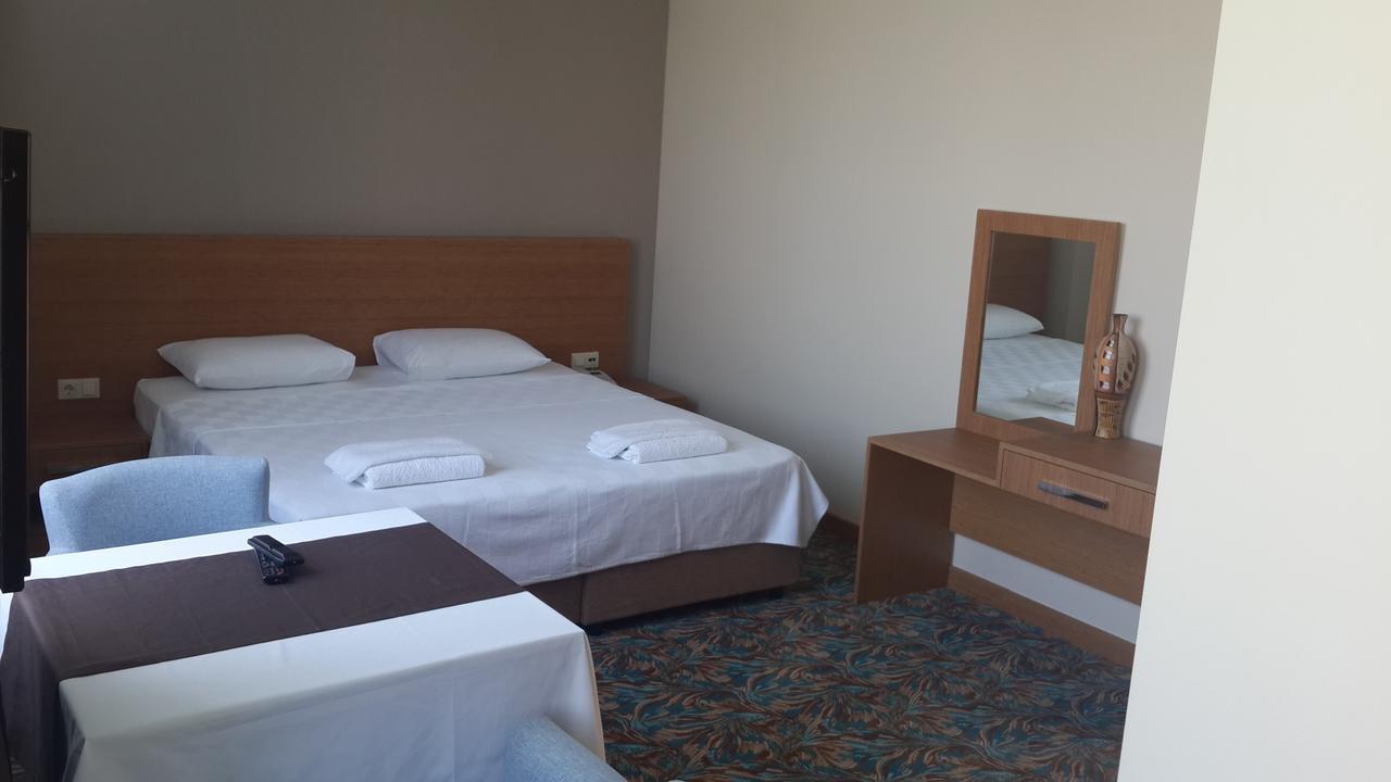 Helenapolis Otel Ялова Номер фото